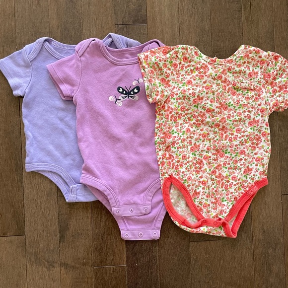 Baby Girl (or boy!) 6-9 Month Bundle - Picture 8 of 10